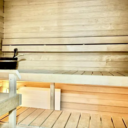 Spacious For 6 With Sauna In Jatkasaari Helsinki