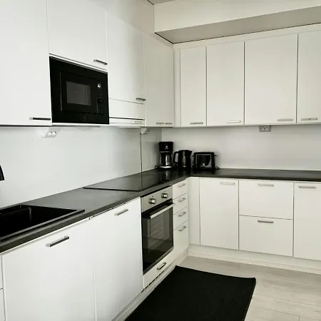 Spacious For 6 With Sauna In Jatkasaari *